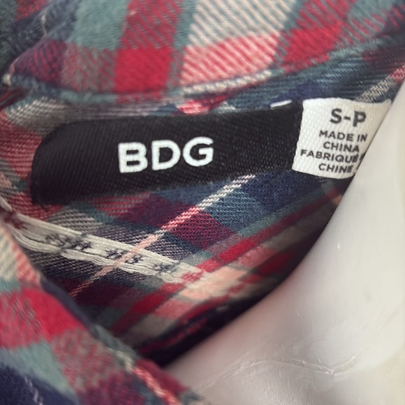BDG Flannel size small - Picture 5 of 7